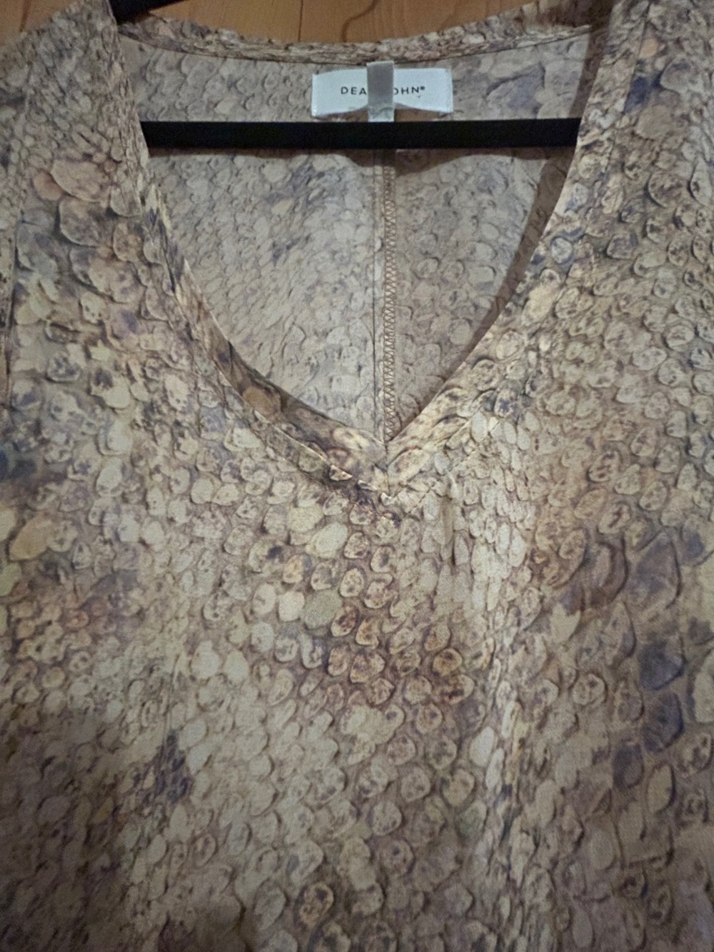 Animal Print V-Neck Sheer Top SIZE MEDIUM - Picture 2 of 5